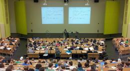 Число бюджетных мест в вузах увеличит Минобрнауки 