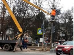 Два новых светофора появятся в Пскове на Завеличье