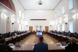 Заседание трехсторонней областной комиссии по регулированию социально-трудовых отношений прошло в Пскове