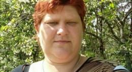 Мама с двумя детьми пропала в Псковском районе
