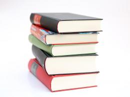 500 книг поступило в Псковскую область для районных библиотек