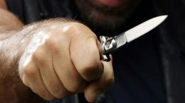 За угрозу таксисту расправой ножом пскович получил наказание в виде обязательных работ