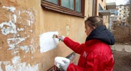 45 граффити с рекламой наркотиков закрасили в Пскове