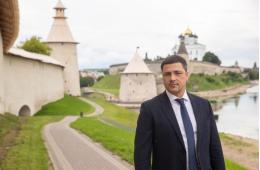 Губернатор Псковской области поздравил представителей туриндустрии и жителей Псковской области с Днем туризма
