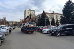 Идею архангельских коллег о штрафах за несвоевременную оплату штрафстоянки поддержали псковские депутаты