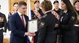 С профессиональным праздником судебных приставов региона поздравил Михаил Ведерников   