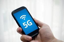 Пользователи России могут остаться без 5G-смартфонов