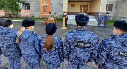 С профессиональным праздником поздравили псковских сотрудников вневедомственной охраны Росгвардии