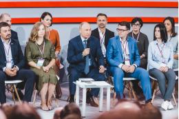 Путин поручил обеспечить вещание региональных каналов в "цифре"