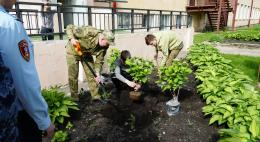 Росгвардейцы посетили сирот в Печорском районе