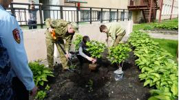 Росгвардейцы посетили сирот в Печорском районе