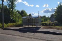 В Псковском районе привели в порядок автобусные остановки 