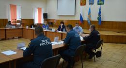 В Пскове рассмотрели вопросы обеспечения пожарной безопасности в образовательных учреждениях 