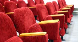 В Пскове после продолжительного ремонта открылся кинотеатр "Смена"