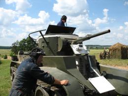 Больше 150 реконструкторов военно-исторический фестиваль «Прорыв линии «Пантера» 14 июля
