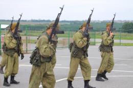 Конкурс по полевой выучке среди военнослужащих-спецназовцев начался на полигоне «Завеличье» под  Псковом 