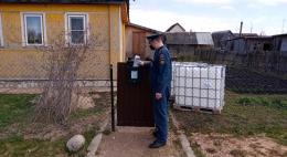 Сотрудники МЧС провели профилактический рейд в Дновском районе