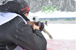 На чемпионате в Ижевске псковский биатлонист завоевал золото 