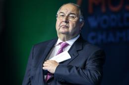 Усманов назвал дискриминацией возможный запрет спортсменами из РФ выступать под своим флагом