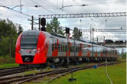 Дополнительную пару «Ласточек» пустят между Санкт-Петербургом и Псковом