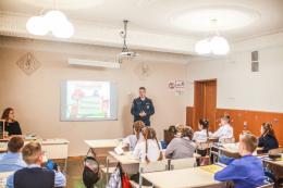 Уроки безопасности провели сотрудники МЧС