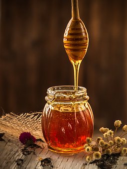 Не покупать продукты с рук рекомендуетРоспотребнадзор