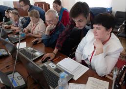 Пенсионеры региона приняли участие в компьютерном многоборье