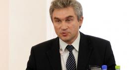 Экс-председатель Государственного комитета по здравоохранению и фармации Псковской области Игорь Потапов устроился на работу в городскую больницу 