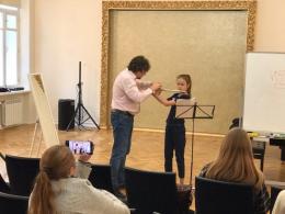 Солист оркестра Большого театра провел серию мастер-классов в музыкальных школах области