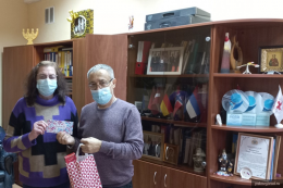 Немецкие партнеры из Нойса оказали поддержку зоозащитной организации Шанс и региональному отделению «Российского Красного Креста»