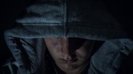 В отношении 32-летнего жителя Псковской области, грабившего подростков в Ленобласти, продолжается расследование уголовного дел