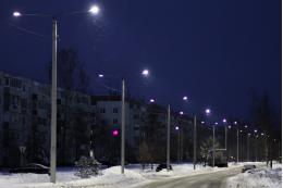 Участок улицы Новгородской в Пскове освещают 22 новых фонаря
