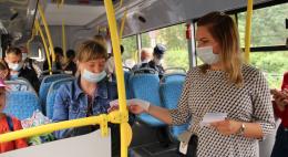 Соблюдение масочного режима в автобусах проверяют в Пскове  