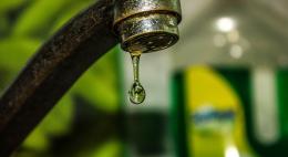 В Госдуме предложили запретить отключать свет, воду, газ и тепло должникам