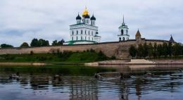 Вход в Псковский кремль станет платным