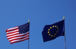 Вдвое больше россиян стали хорошо относиться к США и ЕС с 2018 года