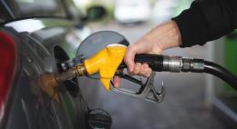 Нефтяные компании просили поднять цену на бензин
