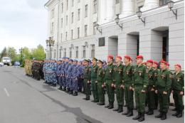 В Пскове состоялся гарнизонный развод нарядов Росгвардии, заступающих на службу по охране общественного порядка
